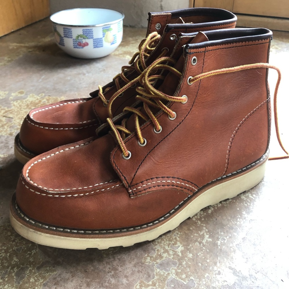 Womens Red Wing Heritage Moc Toe Boots
